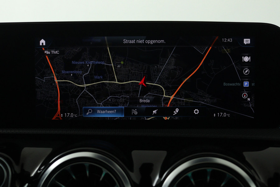 Mercedes-Benz CLA-Klasse Shooting Brake 200 Business Solution Luxury (PANORAMADAK, STOELVERWARMING, SFEERVERLICHTING, TREKHAAK)