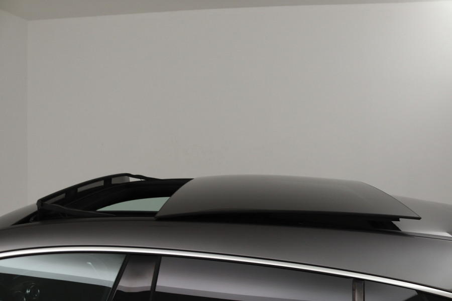 Mercedes-Benz CLA-Klasse Shooting Brake 200 Business Solution Luxury (PANORAMADAK, STOELVERWARMING, SFEERVERLICHTING, TREKHAAK)