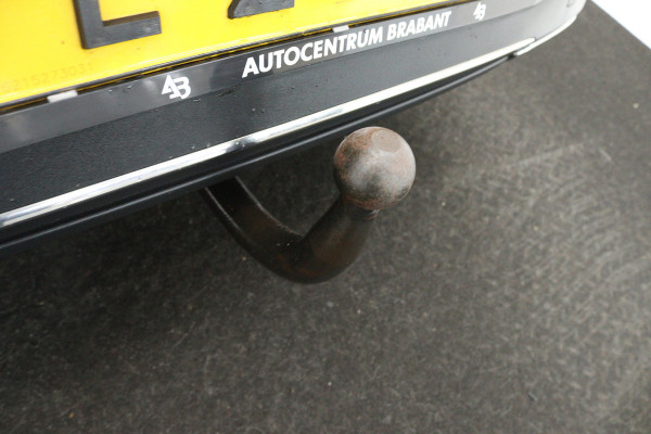 Mercedes-Benz CLA-Klasse Shooting Brake 200 Business Solution Luxury (PANORAMADAK, STOELVERWARMING, SFEERVERLICHTING, TREKHAAK)