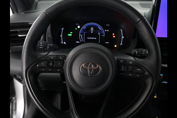 Toyota Yaris Cross 1.5 Hybrid 115 Dynamic | Stuur- & Stoelverwarming | Parkeersensoren | Dodehoek detectie | Apple Carplay & AndroidAUTO | Camera