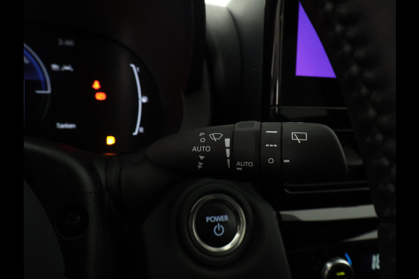 Toyota Yaris Cross 1.5 Hybrid 115 Dynamic | Stuur- & Stoelverwarming | Parkeersensoren | Dodehoek detectie | Apple Carplay & AndroidAUTO | Camera