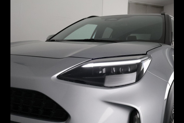 Toyota Yaris Cross 1.5 Hybrid 115 Dynamic | Stuur- & Stoelverwarming | Parkeersensoren | Dodehoek detectie | Apple Carplay & AndroidAUTO | Camera