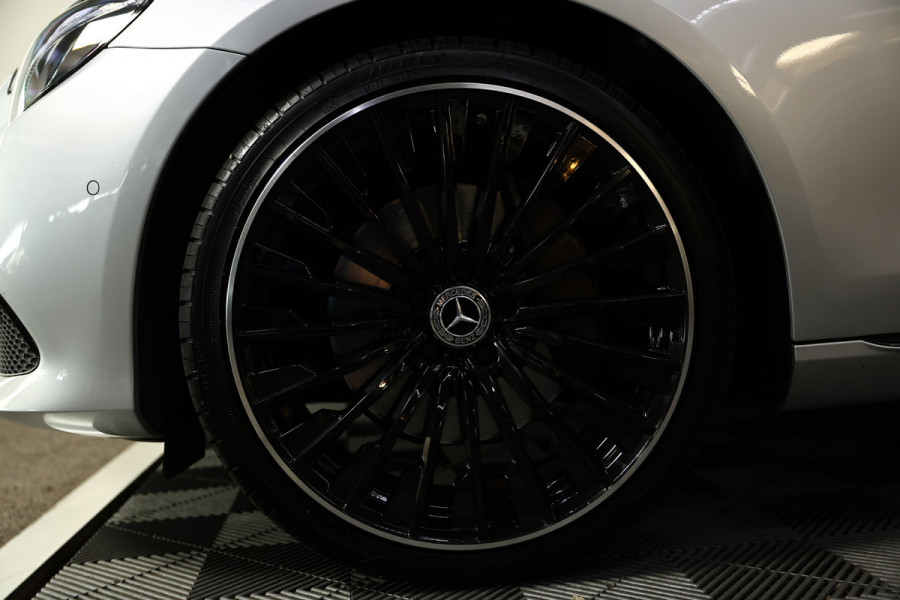 Mercedes-Benz E-Klasse 300 Mild Hybrid PANO CARPLAY NAVI ACC 360CAM '19