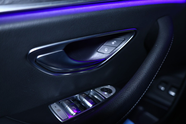 Mercedes-Benz E-Klasse 300 Mild Hybrid PANO CARPLAY NAVI ACC 360CAM '19