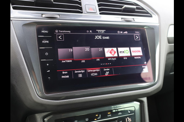Volkswagen Tiguan 2.0 TDI DSG + VIRTUAL COCKPIT | WEGKL. TREKHAAK | CAMERA | STUUR/STOELVERW. | CARPLAY