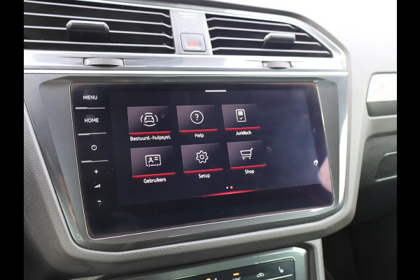 Volkswagen Tiguan 2.0 TDI DSG + VIRTUAL COCKPIT | WEGKL. TREKHAAK | CAMERA | STUUR/STOELVERW. | CARPLAY