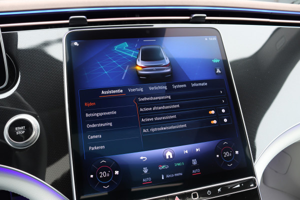 Mercedes-Benz EQE 300 Business Solution Premium 90 kWh | Luchtvering | Distronic+ | Panoramadak | Massage | Burmester | Digital Light | Surround Camera | Augmented Reality | Leder |  Stoelventilatie | Verwarmd Stuurwiel |