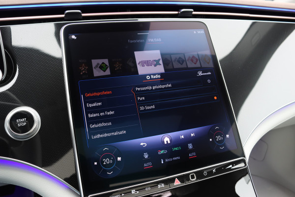 Mercedes-Benz EQE 300 Business Solution Premium 90 kWh | Luchtvering | Distronic+ | Panoramadak | Massage | Burmester | Digital Light | Surround Camera | Augmented Reality | Leder |  Stoelventilatie | Verwarmd Stuurwiel |