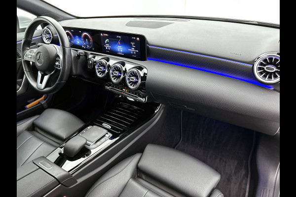 Mercedes-Benz A-Klasse 250 e Business Solution Luxury Limited (PANORAMADAK, MULTIBEAM KOPLAMP, SFEERVERLICHTING, TREKHAAK)