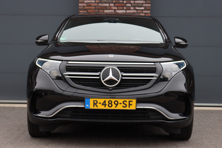 Mercedes-Benz EQC 400 4MATIC AMG Line Premium+ 80 kWh | 35.000,- ex | Distronic+ | Schuifdak | Memory | Advanced Sound System | Surround Camera | HUD | Trekhaak |