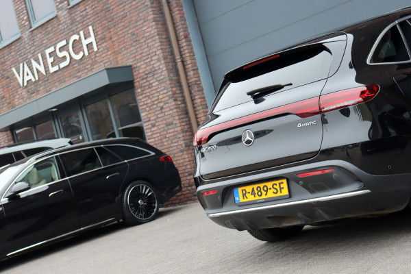 Mercedes-Benz EQC 400 4MATIC AMG Line Premium+ 80 kWh | 35.000,- ex | Distronic+ | Schuifdak | Memory | Advanced Sound System | Surround Camera | HUD | Trekhaak |