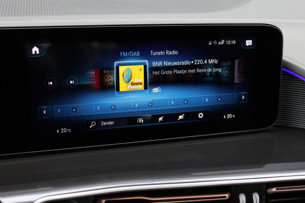 Mercedes-Benz EQC 400 4MATIC AMG Line Premium+ 80 kWh | 35.000,- ex | Distronic+ | Schuifdak | Memory | Advanced Sound System | Surround Camera | HUD | Trekhaak |