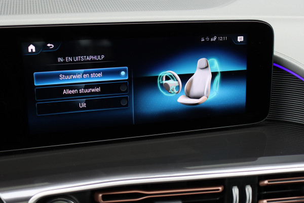 Mercedes-Benz EQC 400 4MATIC AMG Line Premium+ 80 kWh | 35.000,- ex | Distronic+ | Schuifdak | Memory | Advanced Sound System | Surround Camera | HUD | Trekhaak |