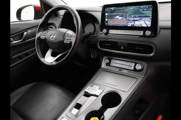 Hyundai Kona EV PREMIUM SKY 64 KWH + SCHUIFDAK | LEDER | STOELVENTILATIE | STUURVERW. | STOELVERW.