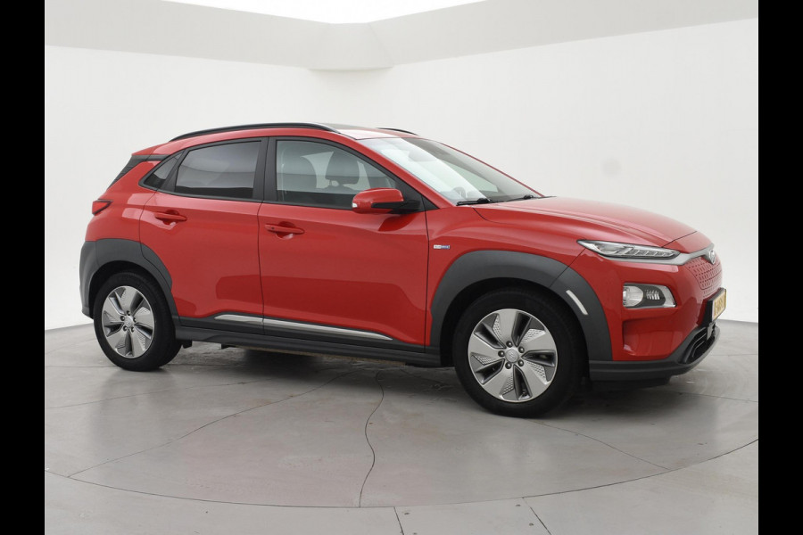 Hyundai Kona EV PREMIUM SKY 64 KWH + SCHUIFDAK | LEDER | STOELVENTILATIE | STUURVERW. | STOELVERW.