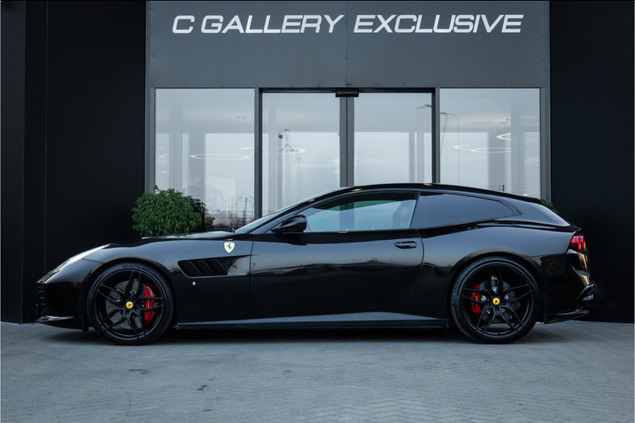 Ferrari GTC4Lusso 6.3 V12 - 4-zits l Lift l Passanger Display l Carbon l Panorama