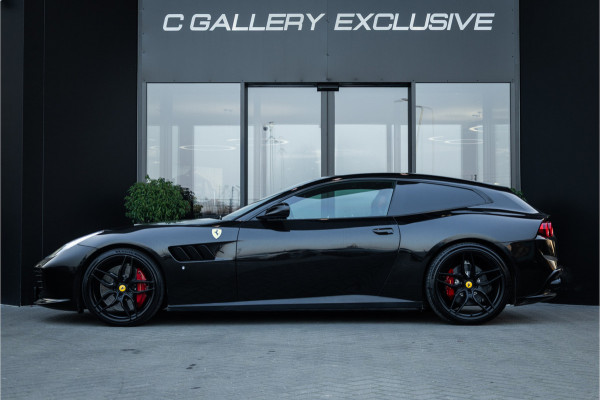 Ferrari GTC4Lusso 6.3 V12 - 4-zits l Lift l Passanger Display l Carbon l Panorama