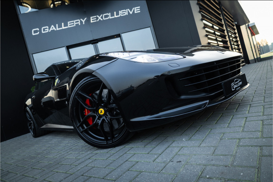 Ferrari GTC4Lusso 6.3 V12 - 4-zits l Lift l Passanger Display l Carbon l Panorama