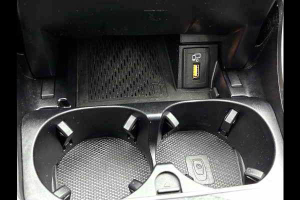 Mercedes-Benz C-Klasse Estate 160 Business Solution AMG Upgrade Edition (NAVIGATIE, STOELVERWARMING, CAMERA, PDC, LEDER)