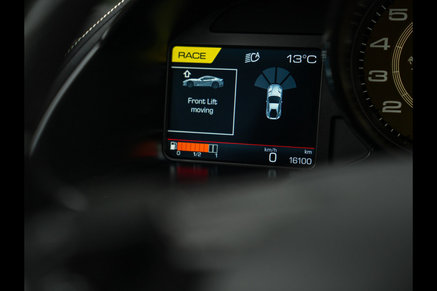 Ferrari 812 Superfast | Full carbon spec | Lift | Pass. display | JBL