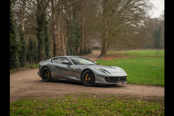 Ferrari 812 Superfast | Full carbon spec | Lift | Pass. display | JBL