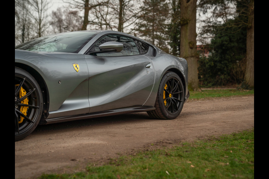 Ferrari 812 Superfast | Full carbon spec | Lift | Pass. display | JBL