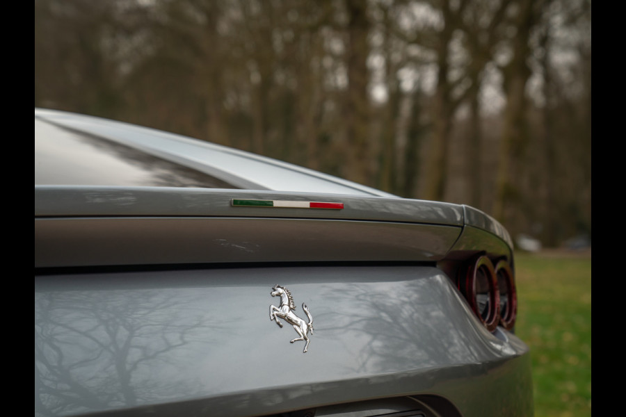 Ferrari 812 Superfast | Full carbon spec | Lift | Pass. display | JBL