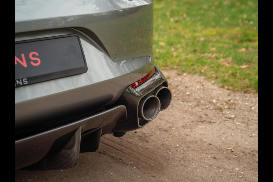 Ferrari 812 Superfast | Full carbon spec | Lift | Pass. display | JBL