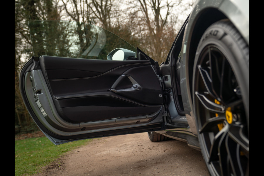 Ferrari 812 Superfast | Full carbon spec | Lift | Pass. display | JBL