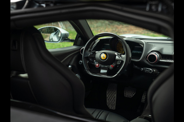 Ferrari 812 Superfast | Full carbon spec | Lift | Pass. display | JBL