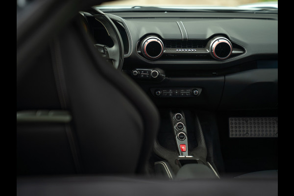 Ferrari 812 Superfast | Full carbon spec | Lift | Pass. display | JBL