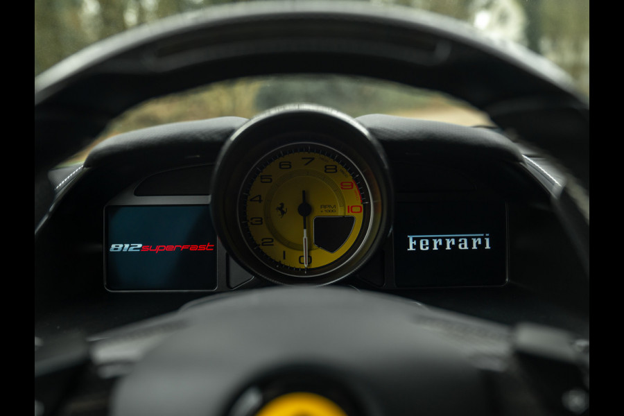 Ferrari 812 Superfast | Full carbon spec | Lift | Pass. display | JBL
