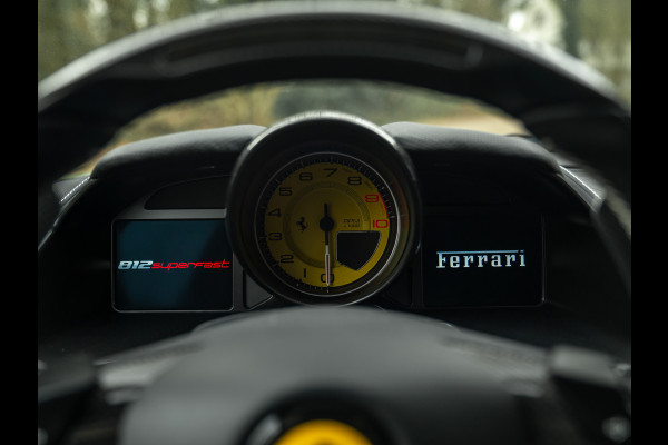 Ferrari 812 Superfast | Full carbon spec | Lift | Pass. display | JBL