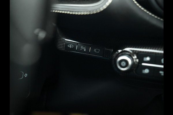 Ferrari 812 Superfast | Full carbon spec | Lift | Pass. display | JBL