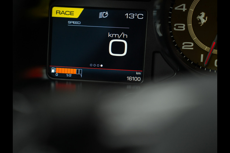 Ferrari 812 Superfast | Full carbon spec | Lift | Pass. display | JBL