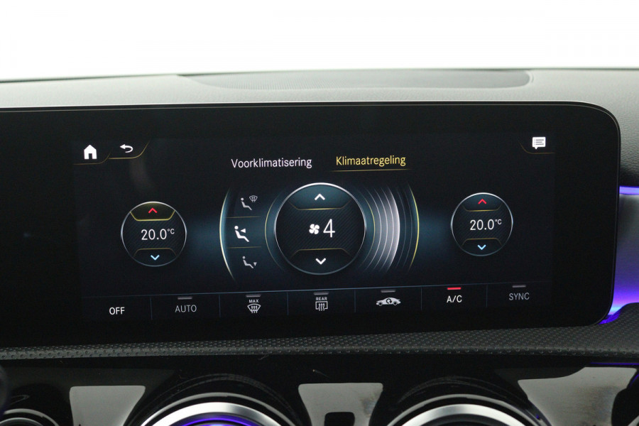 Mercedes-Benz A-Klasse 250 e Business Solution AMG Limited (STOELVERWARMING, SFEERVERLICHTING, CAMERA, NAVIGATIE, SENSOREN)