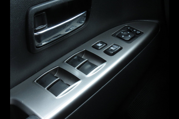 Mitsubishi ASX 2.0 Instyle AUTOMAAT | PANORAMADAK | TREKHAAK | LEDER | STOELVERWARMING | CAMERA |