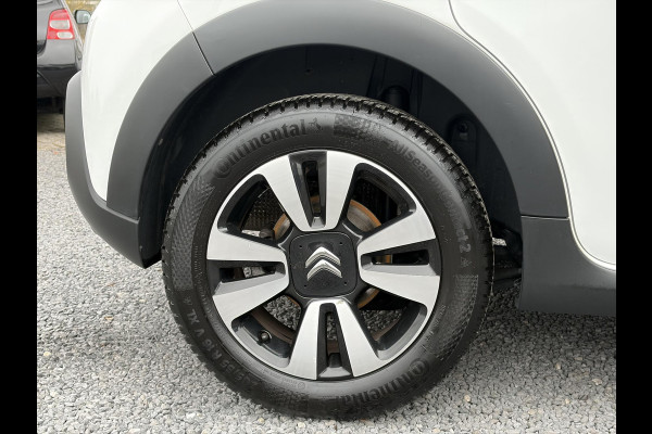 Citroën C3 1.2 PureTech S&S Shine Automaat,Camera,Navi,Pdc,Rijstrooksensor,Recent beurt gehad,Clima,Cruise,Lm velgen,110pk,N.A.P,Apk tot 02-2027