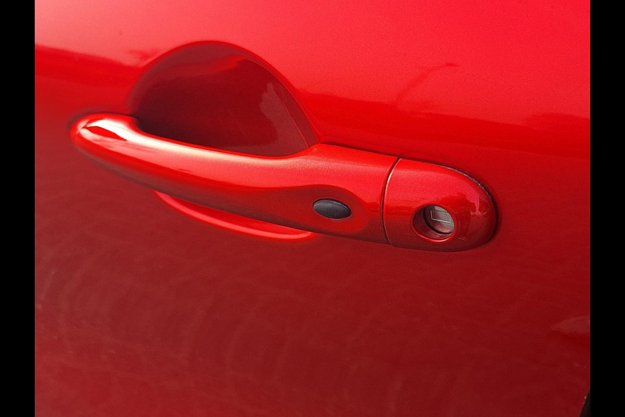 Renault Captur 0.9 TCe Intens | Full LED | Trekhaak | Camera | Navi | CC | All Season |