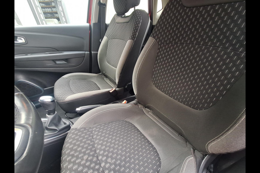 Renault Captur 0.9 TCe Intens | Full LED | Trekhaak | Camera | Navi | CC | All Season |