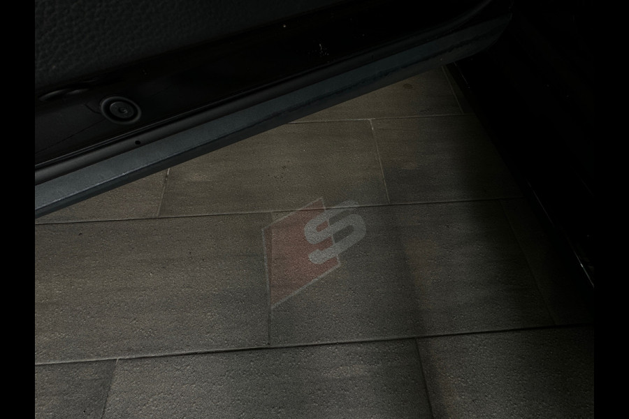 Audi Q8 60 TFSI e quattro S Line Compet Pano|RS Seat|HuD|B&O