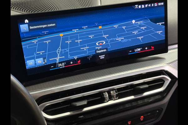 BMW 3 Serie 318i M-Sport | Pano | Stoel/Stuur verwarming | Carplay | HUD |Sfeerverlichting |