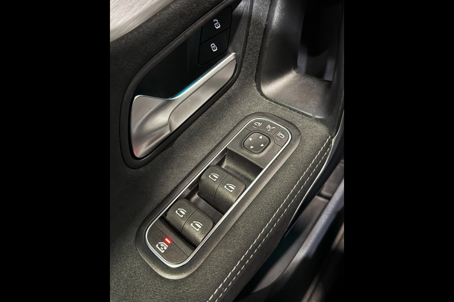 Mercedes-Benz A-Klasse 250e AMG |PANO|SFEER|CAMERA|BOMVOL