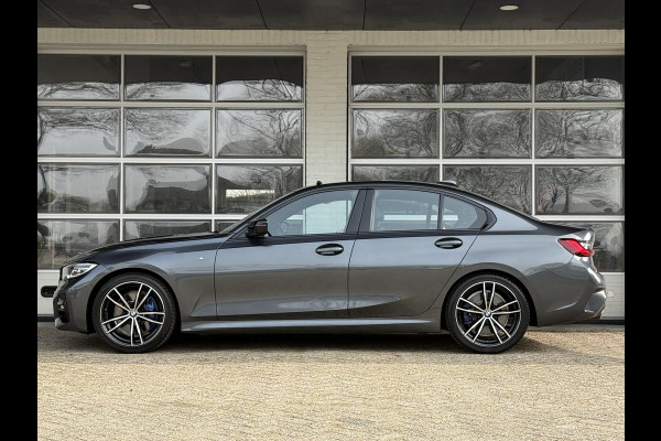 BMW 3-serie 320i M SPORT PLUS | PANORAMA | 19 INCH | HEAD UP | LEDER |