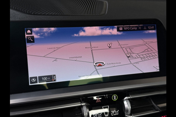 BMW 3-serie 320i M SPORT PLUS | PANORAMA | 19 INCH | HEAD UP | LEDER |