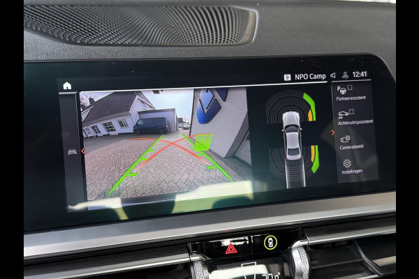 BMW 3-serie 320i M SPORT PLUS | PANORAMA | 19 INCH | HEAD UP | LEDER |