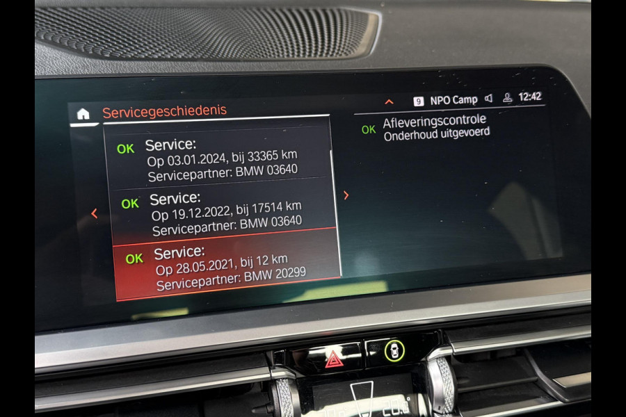 BMW 3-serie 320i M SPORT PLUS | PANORAMA | 19 INCH | HEAD UP | LEDER |