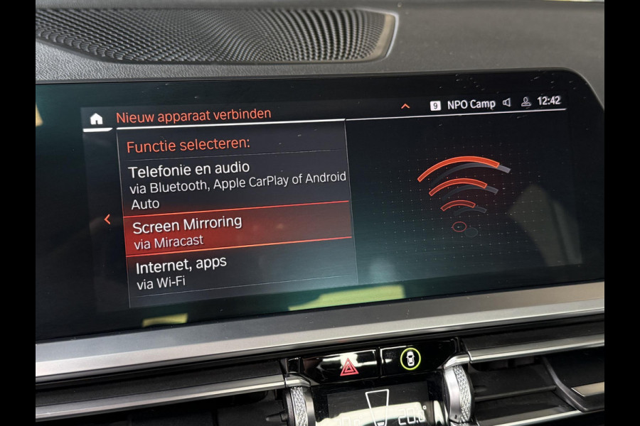 BMW 3-serie 320i M SPORT PLUS | PANORAMA | 19 INCH | HEAD UP | LEDER |