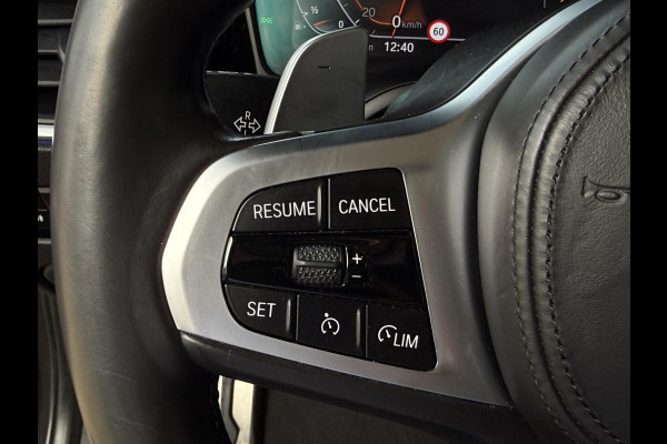 BMW 3-serie 320i M SPORT PLUS | PANORAMA | 19 INCH | HEAD UP | LEDER |