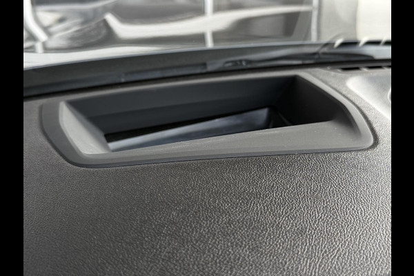 BMW 3-serie 320i M SPORT PLUS | PANORAMA | 19 INCH | HEAD UP | LEDER |